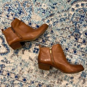 Lucky Brand Women’s Basel Leather Booties